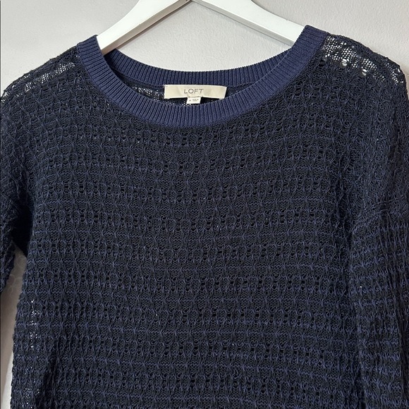 Loft Navy Knit Crew Neck Sweater size M - Picture 2 of 6